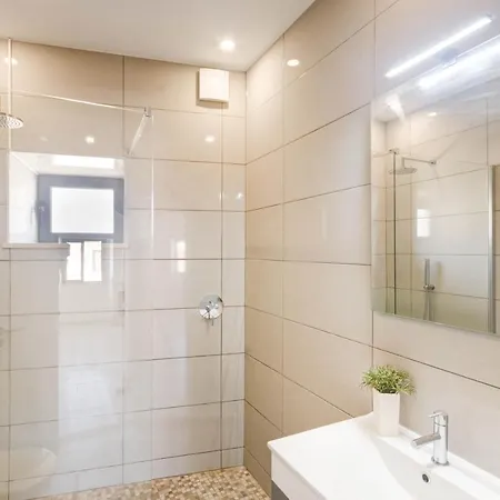 No 8 Holiday home Barao de Sao Joao